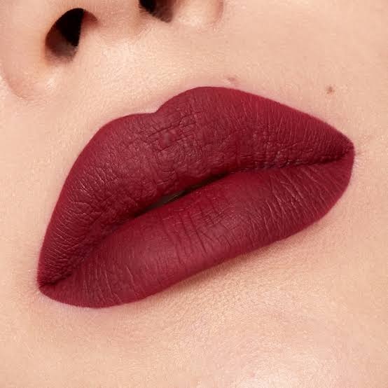 labiales para mujeres maduras